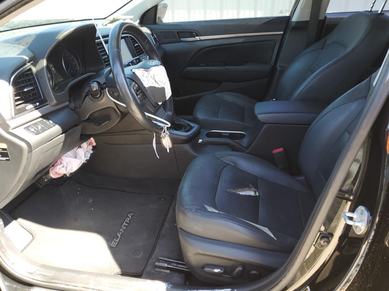 2017 HYUNDAI ELANTRA SE - Image 7