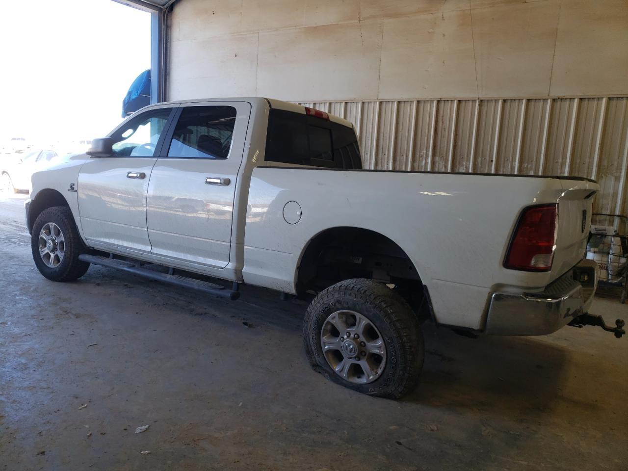 2017 RAM 2500 SLT - Image 2