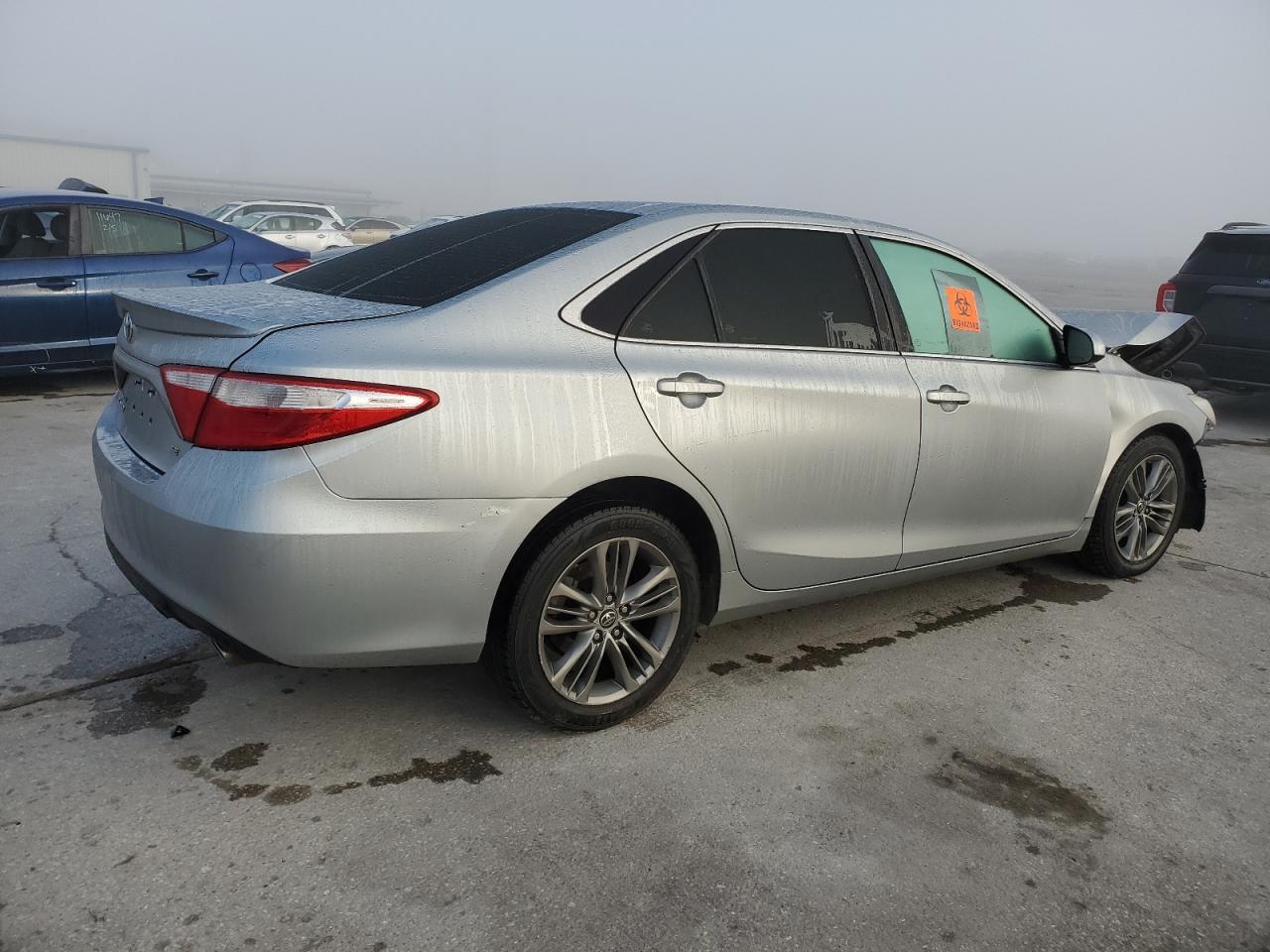 2015 TOYOTA CAMRY LE - Фото 3