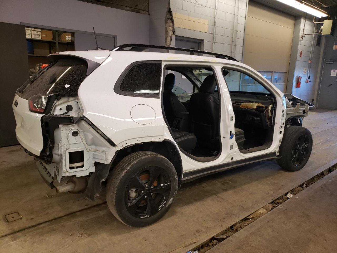 2019 JEEP CHEROKEE L - Image 3