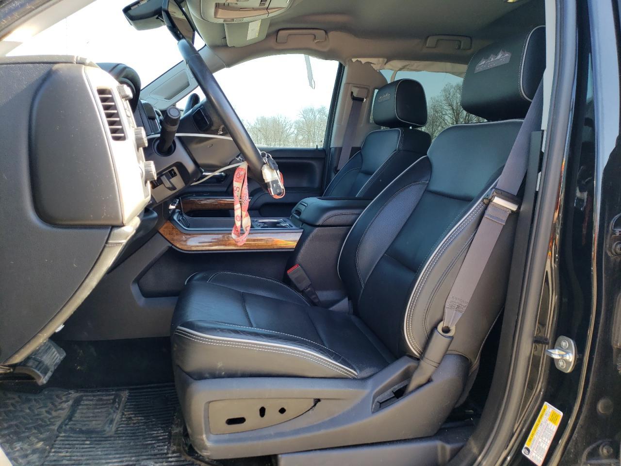 2017 CHEVROLET SILVERADO - Image 7