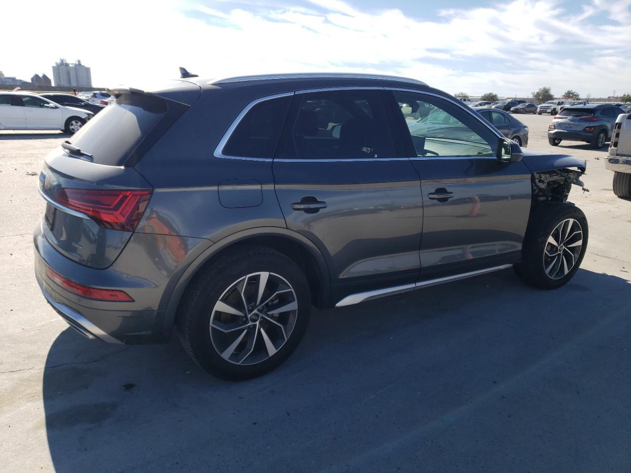 2022 AUDI Q5 PREMIUM - Фото 3