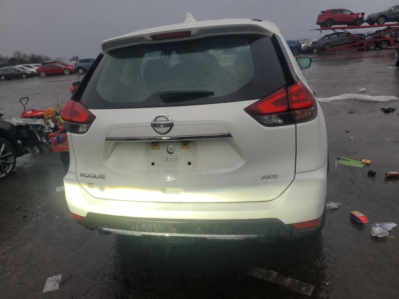 2018 NISSAN ROGUE S - Image 6