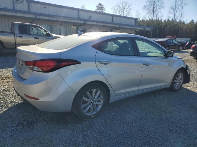 2015 HYUNDAI ELANTRA SE - Image 3