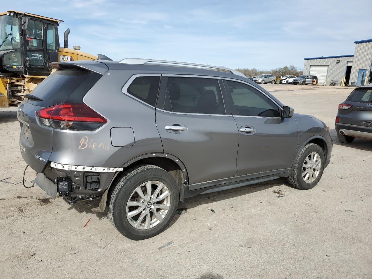 2018 NISSAN ROGUE S - Фото 3