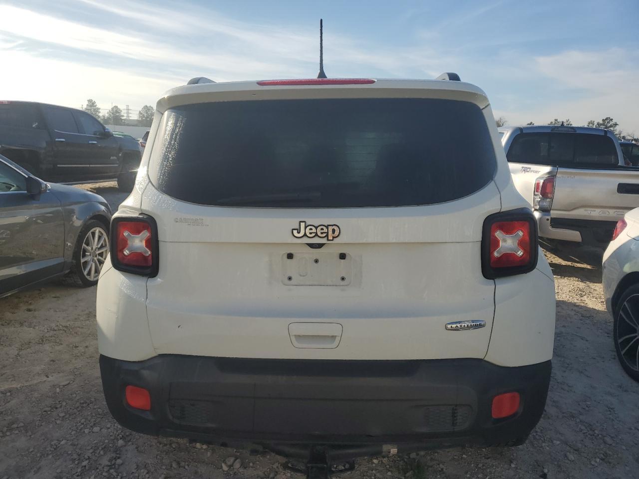 2018 JEEP RENEGADE L - Фото 6
