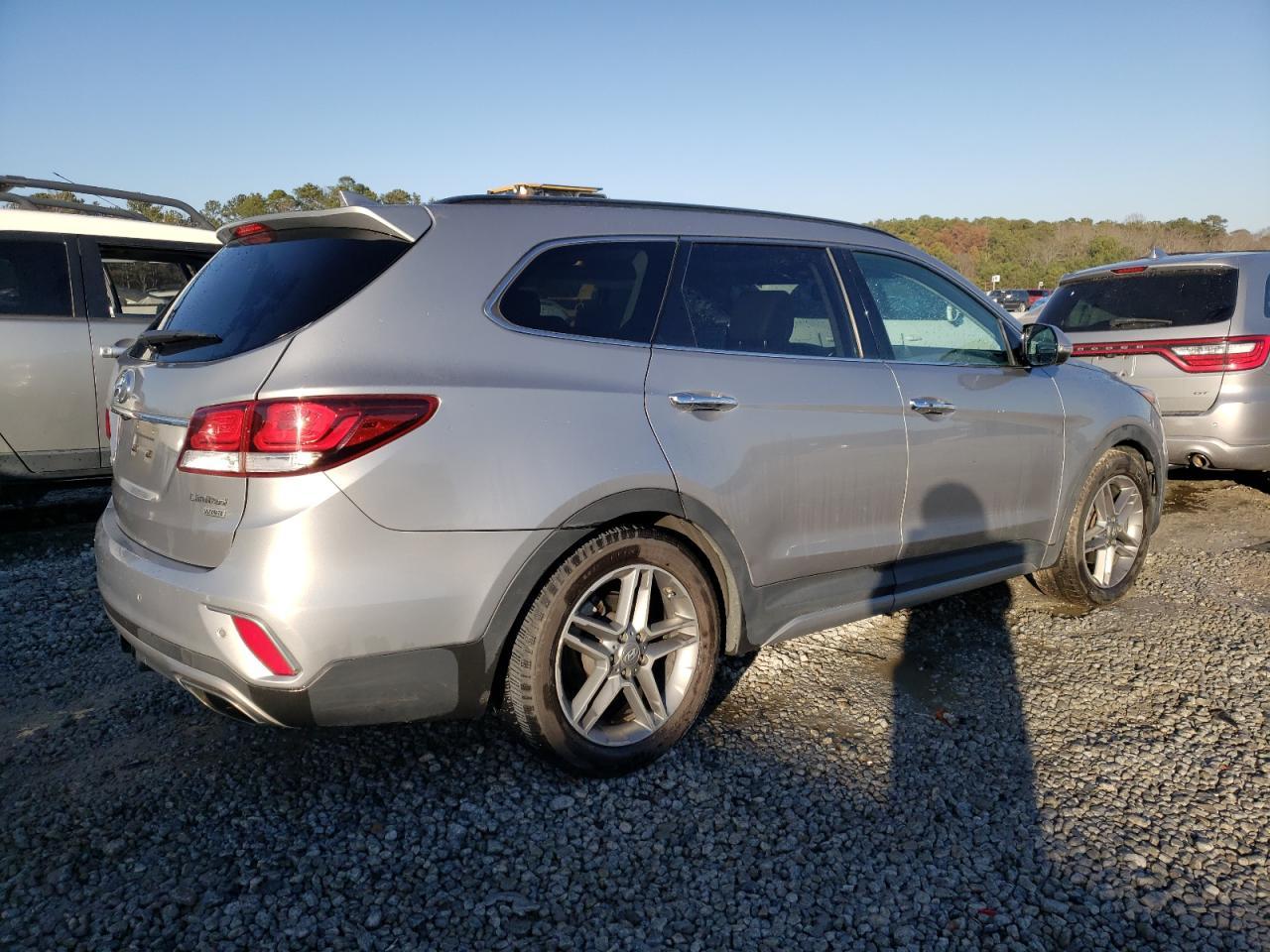 2017 HYUNDAI SANTA FE S - Image 3