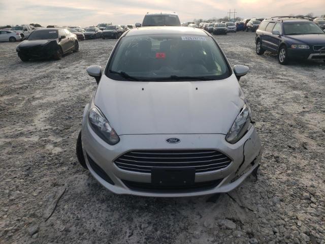 2019 Ford Fiesta Se - Фото 5