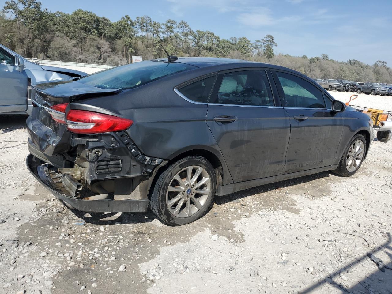 2017 FORD FUSION SE - Фото 3