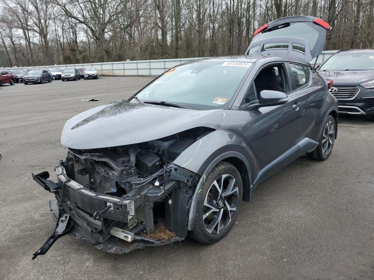 2018 TOYOTA C-HR XLE