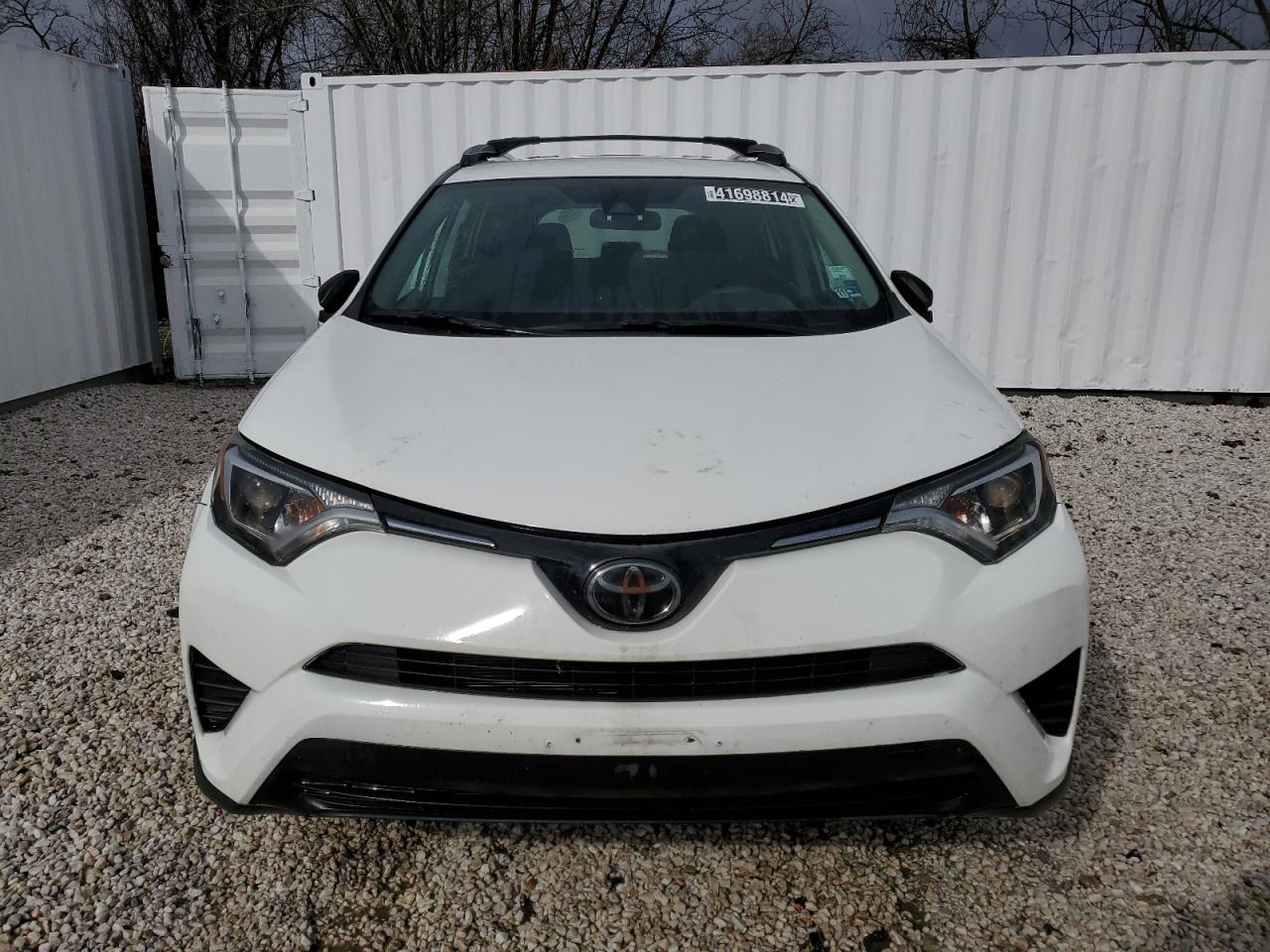 2017 TOYOTA RAV4 LE - Фото 5