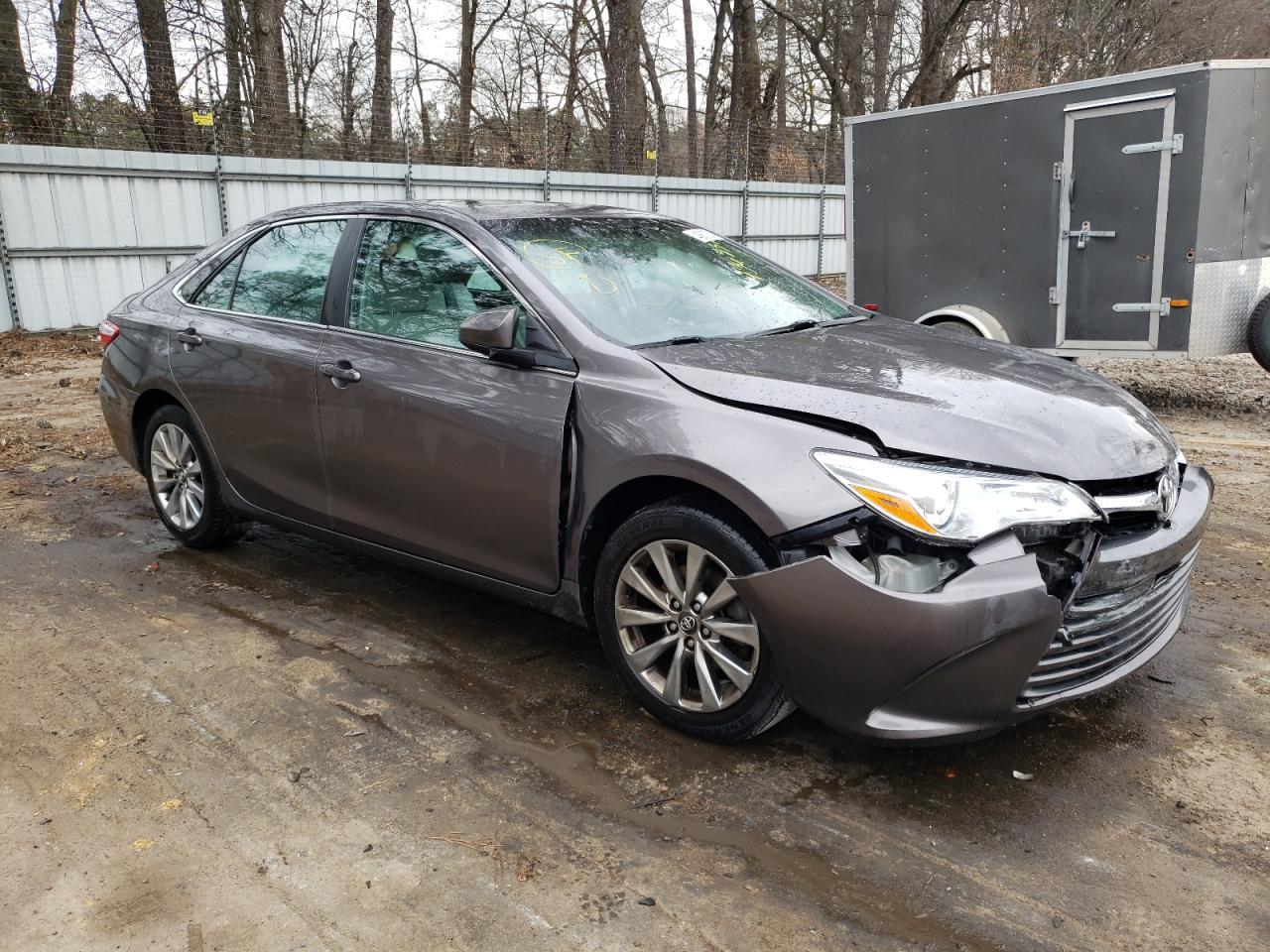 2016 TOYOTA CAMRY LE - Фото 4