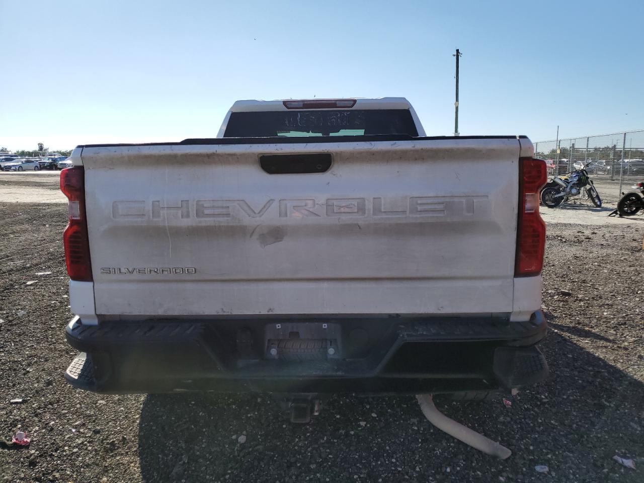 2021 CHEVROLET SILVERADO - Фото 6