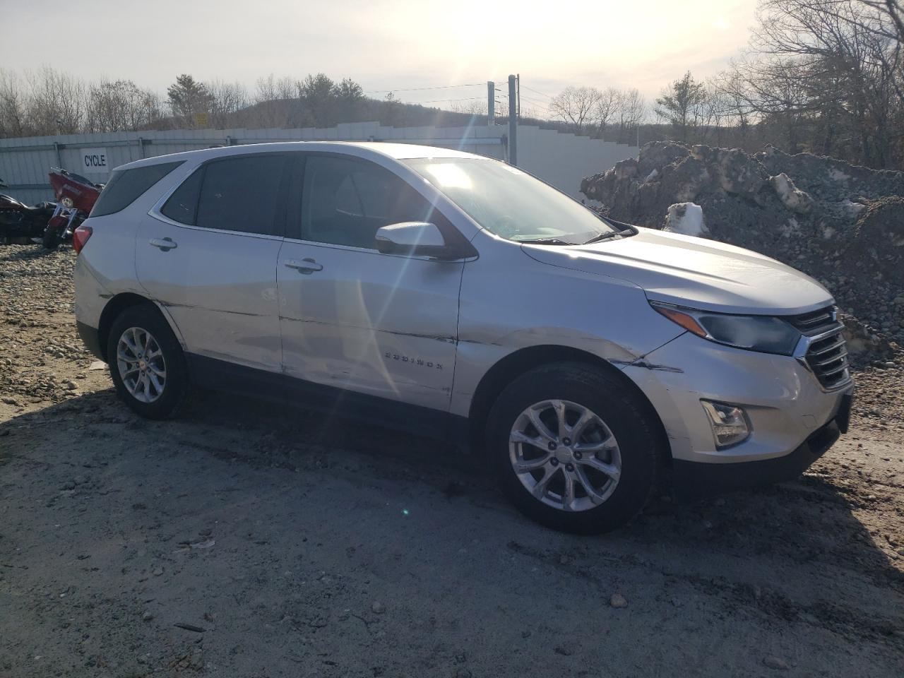 2019 CHEVROLET EQUINOX LT - Фото 4
