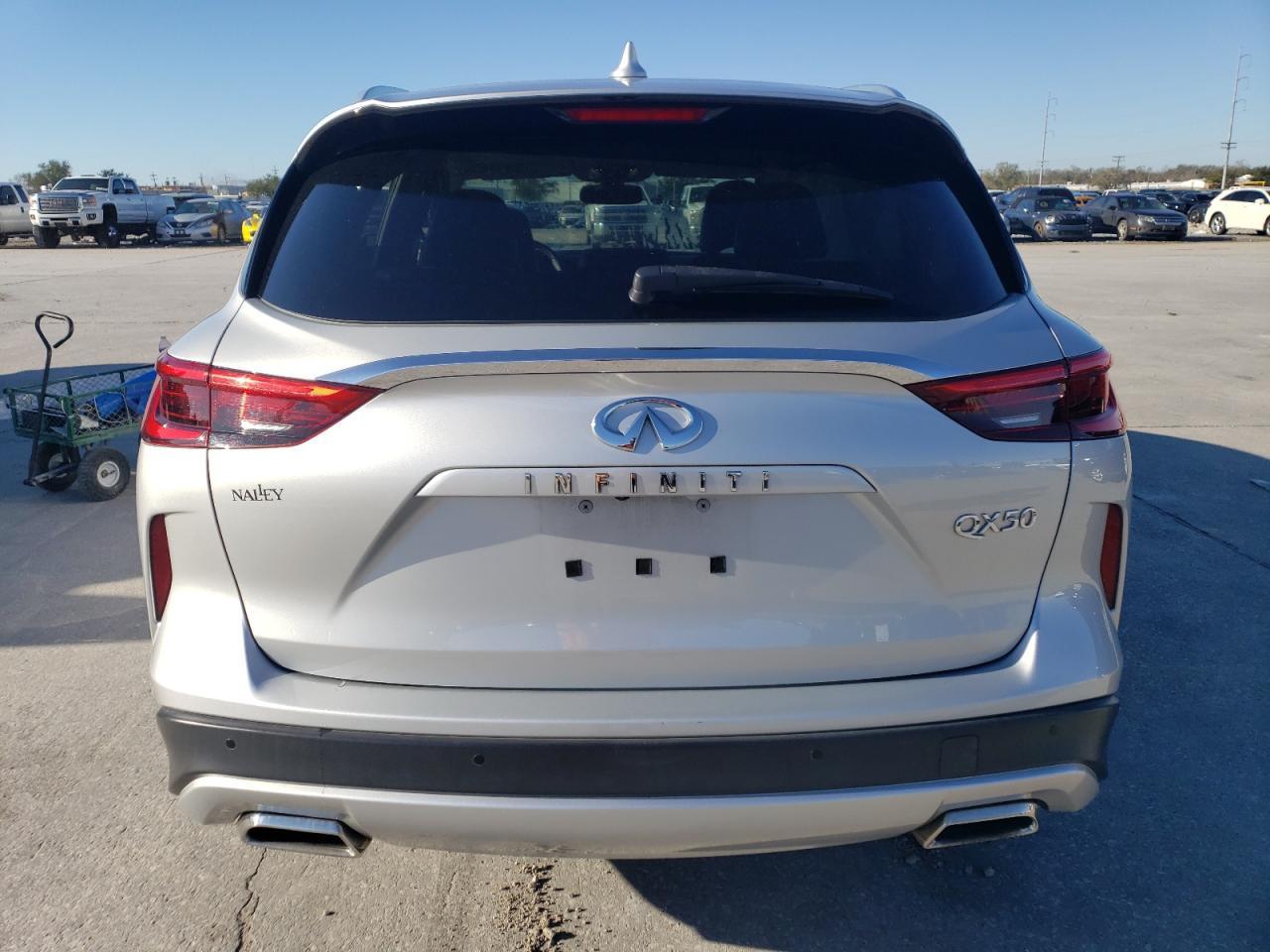 2019 INFINITI QX50 ESSEN - Image 6