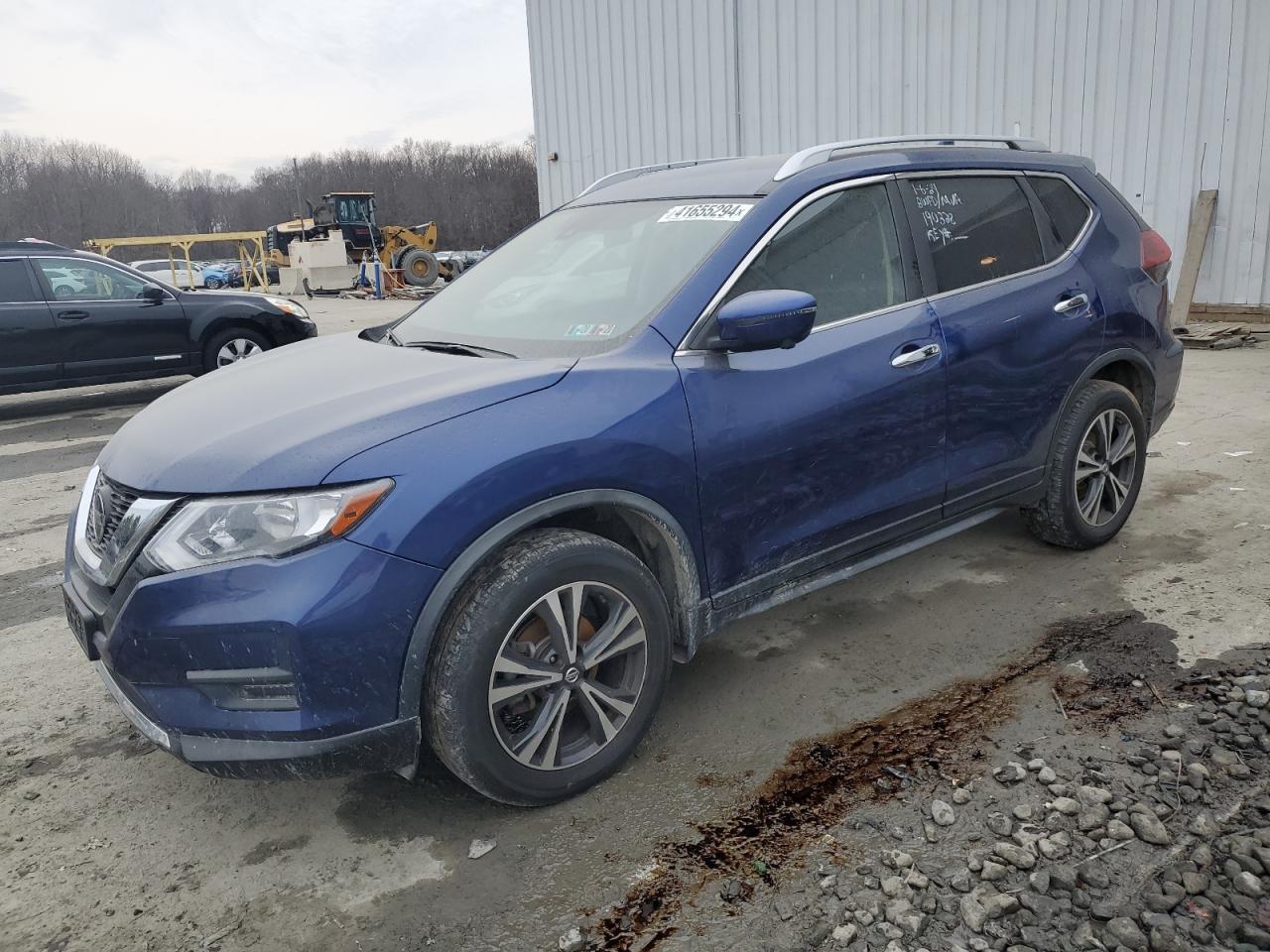 2019 NISSAN ROGUE S car image