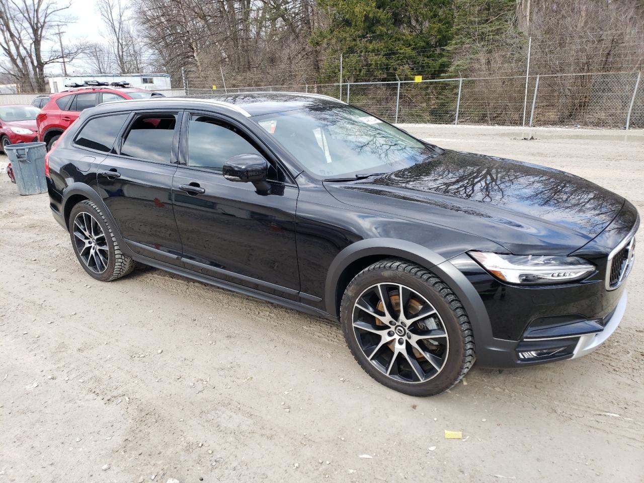 2020 VOLVO V90 CROSS - Фото 4