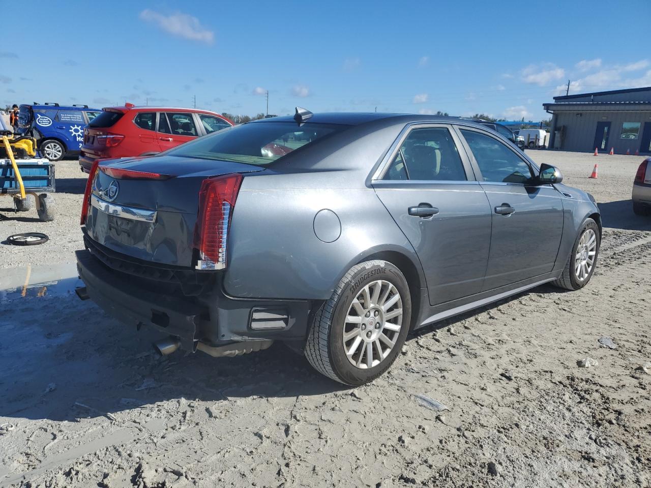 2011 CADILLAC CTS LUXURY - Image 3