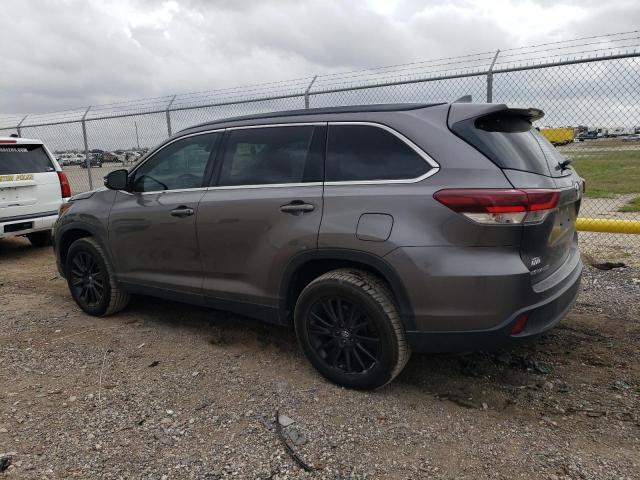 2019 Toyota Highlander Se - Фото 2