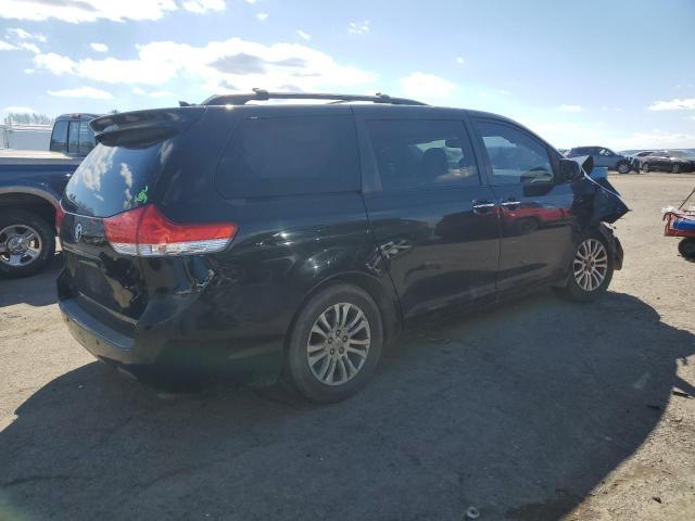 2011 Toyota Sienna Xle - Фото 3