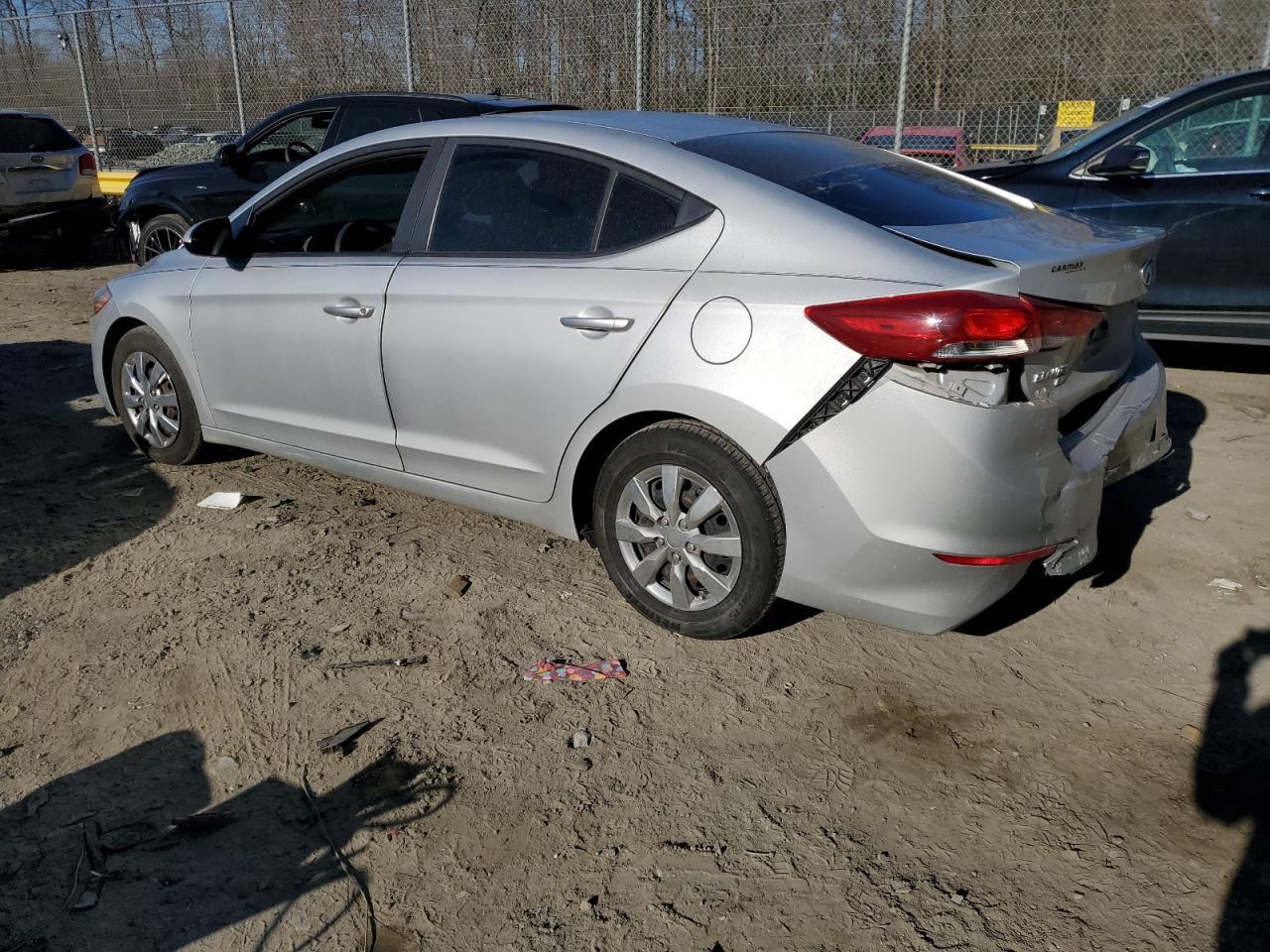 2018 HYUNDAI ELANTRA SE - Image 2
