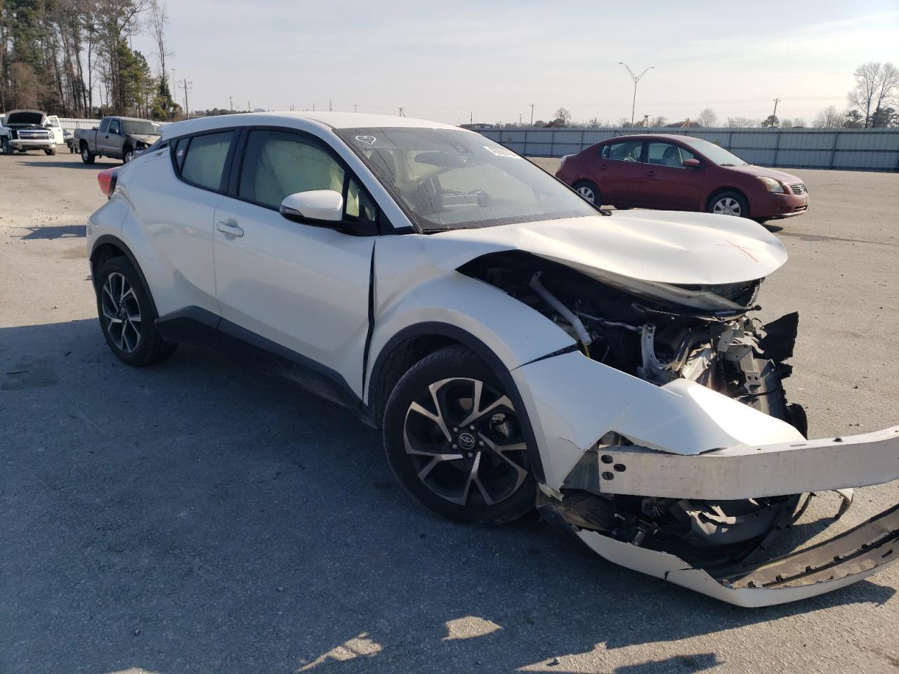 2019 TOYOTA C-HR XLE - Фото 4