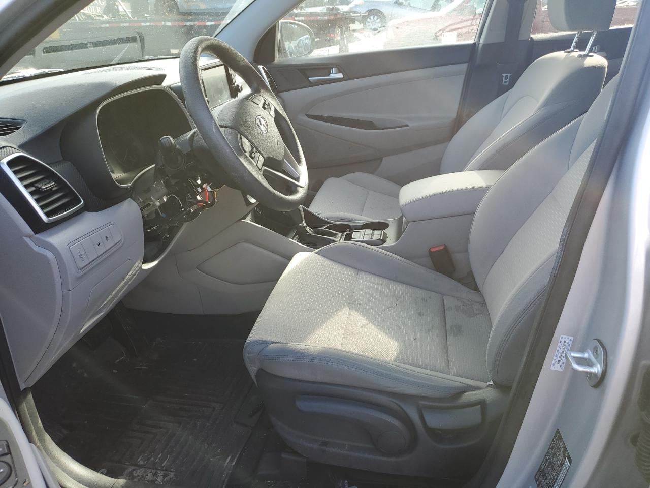 2019 HYUNDAI TUCSON SE - Фото 7