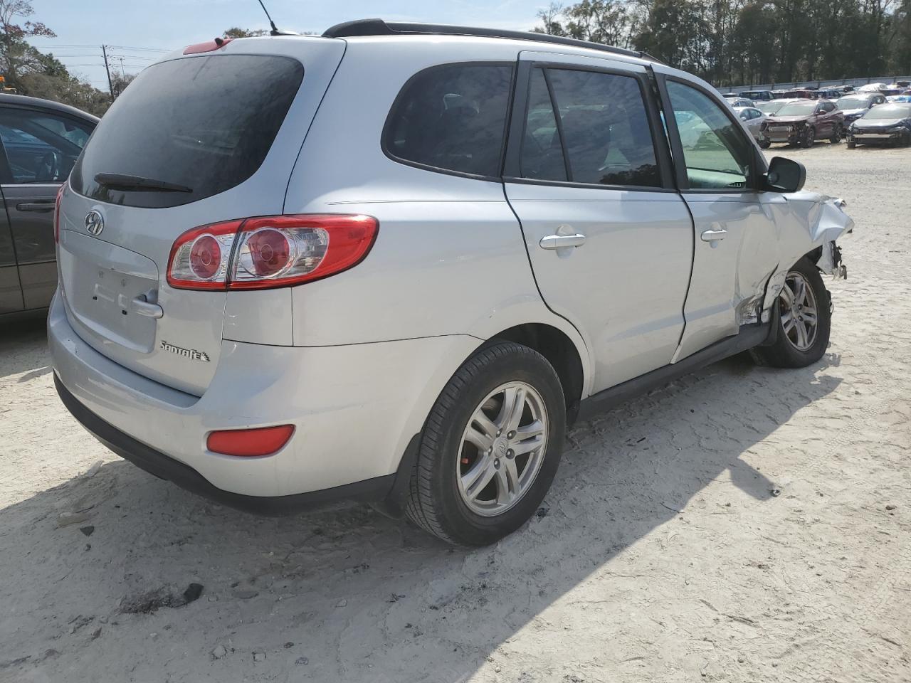 2011 HYUNDAI SANTA FE G - Image 3