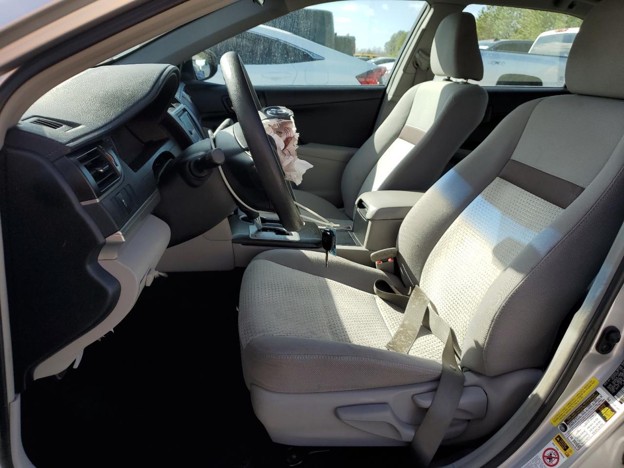 2013 TOYOTA CAMRY L - Фото 7