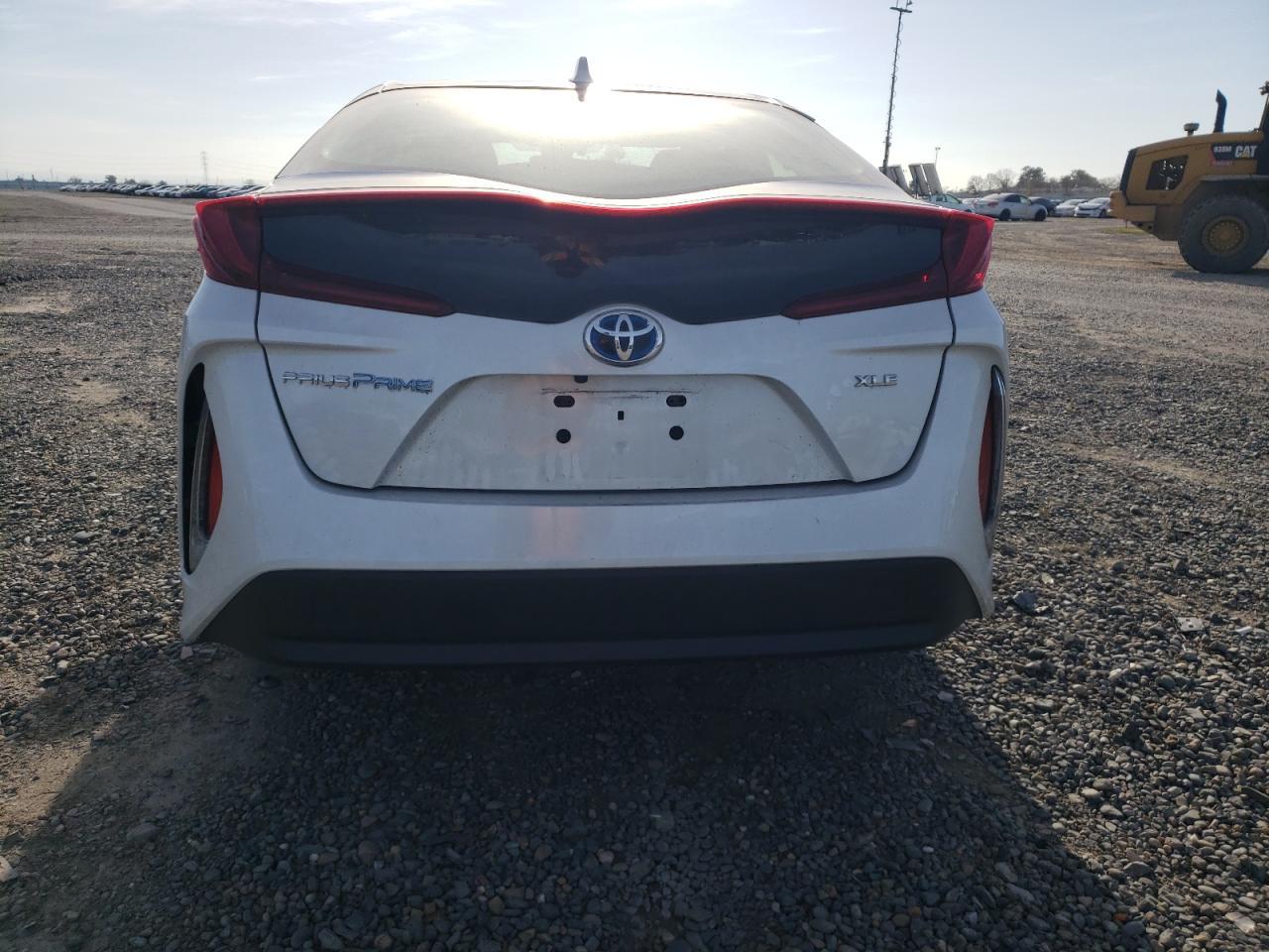 2022 TOYOTA PRIUS PRIM - Фото 6
