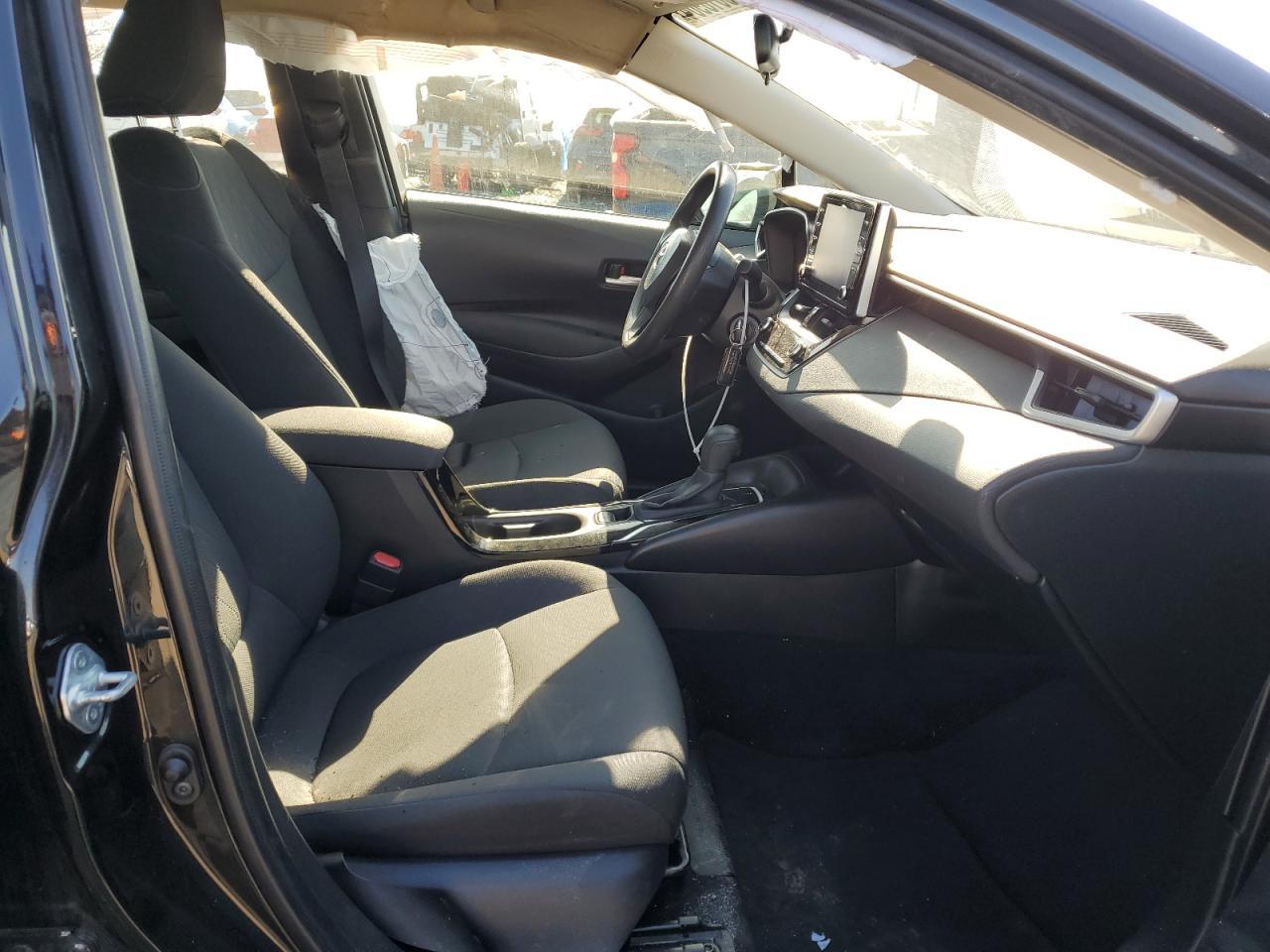 2021 TOYOTA COROLLA LE - Фото 7