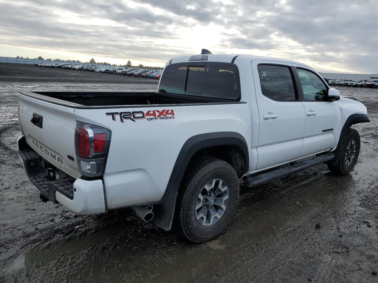 2023 TOYOTA TACOMA DOU - Фото 3