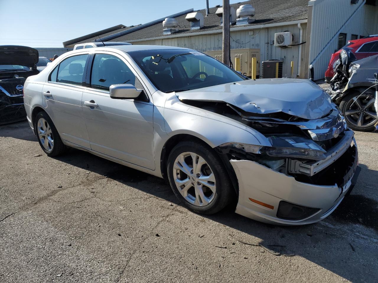 2012 FORD FUSION SE - Image 4