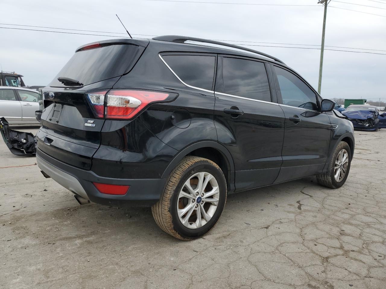 2017 FORD ESCAPE SE - Фото 3