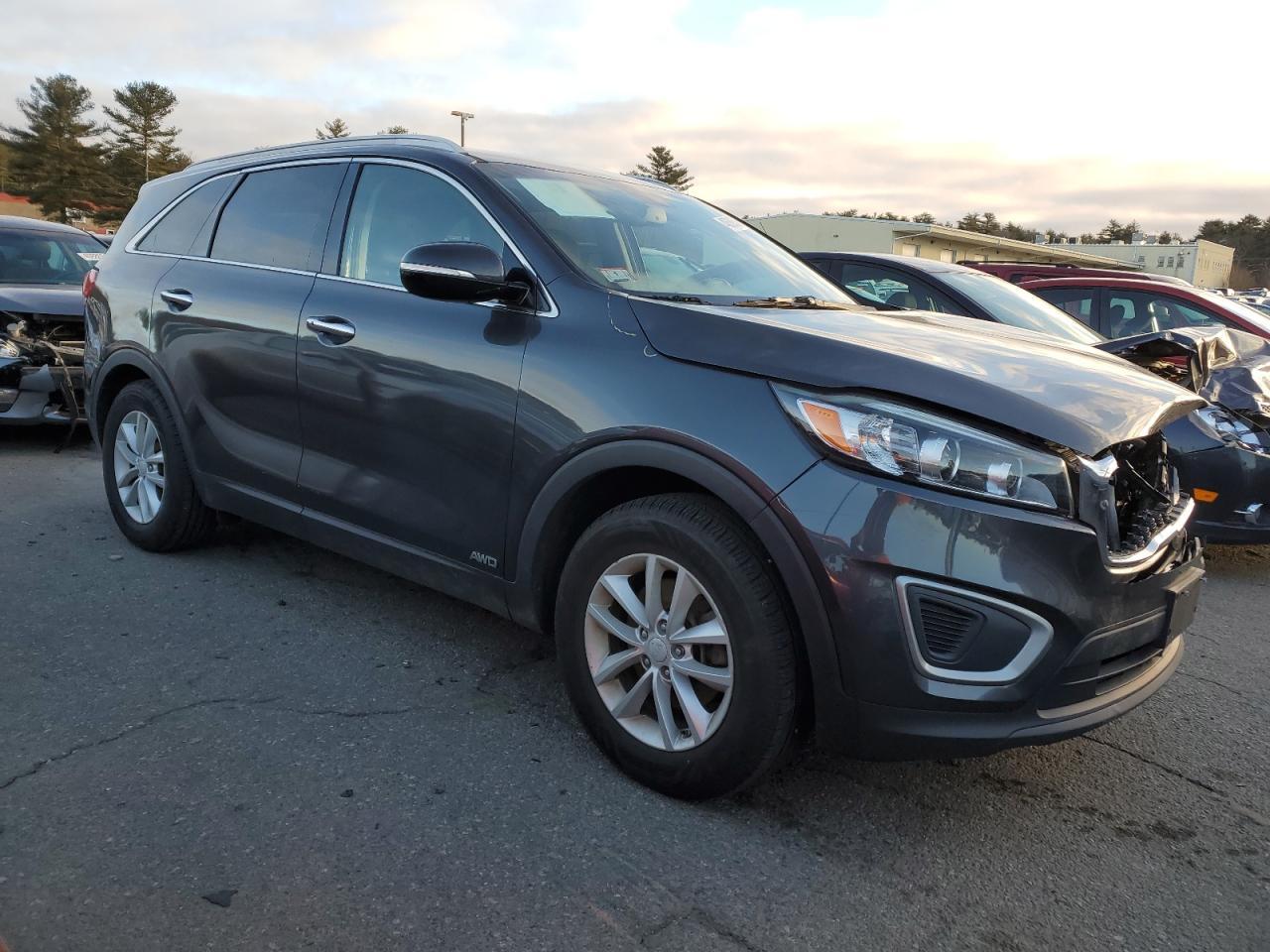 2017 KIA SORENTO LX - Фото 4