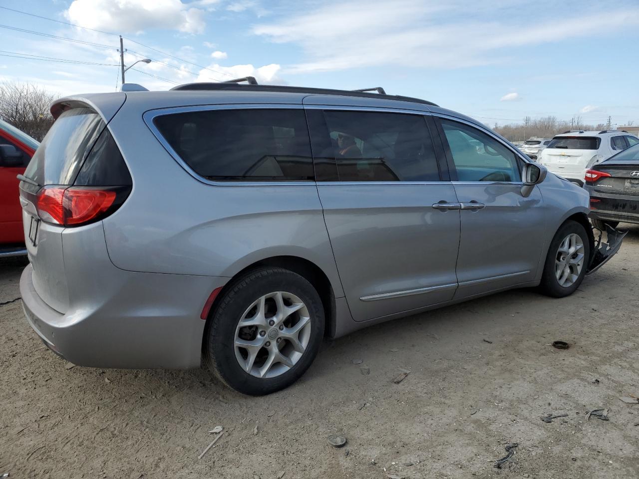 2017 CHRYSLER PACIFICA T - Фото 3