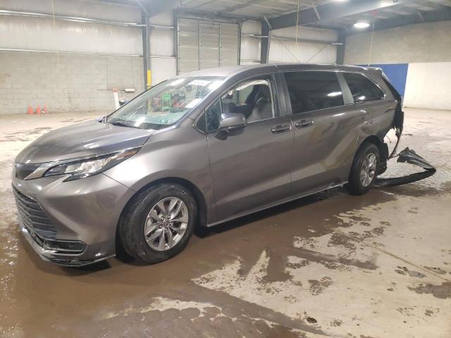 2023 Toyota Sienna Le