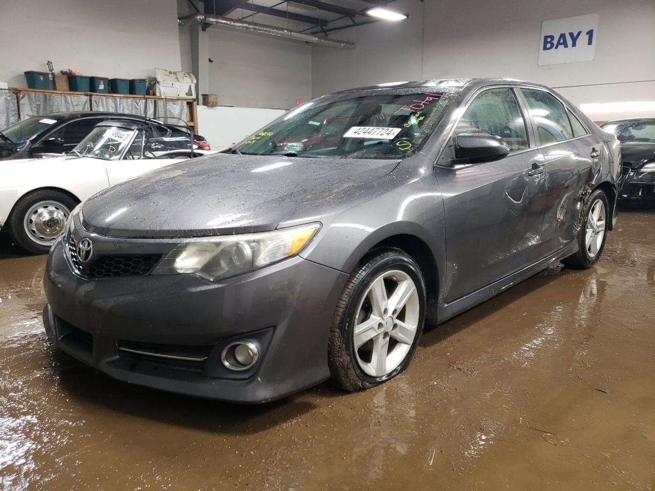 2014 TOYOTA CAMRY L