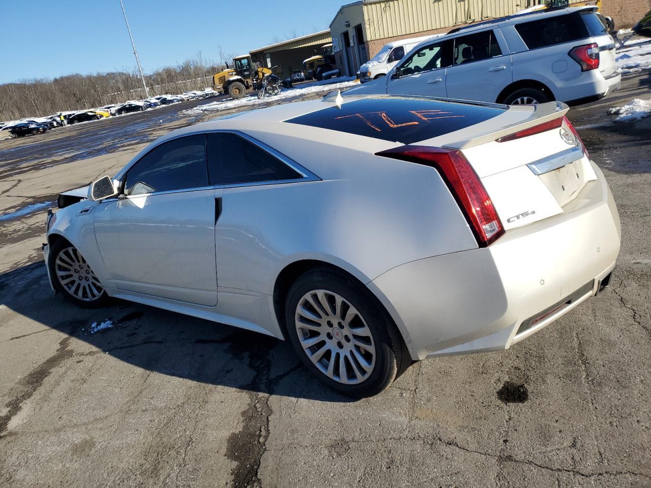 2011 CADILLAC CTS PREMIU - Фото 2