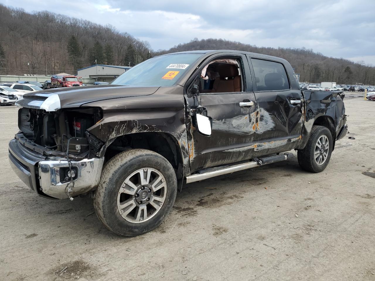 2018 TOYOTA TUNDRA CRE