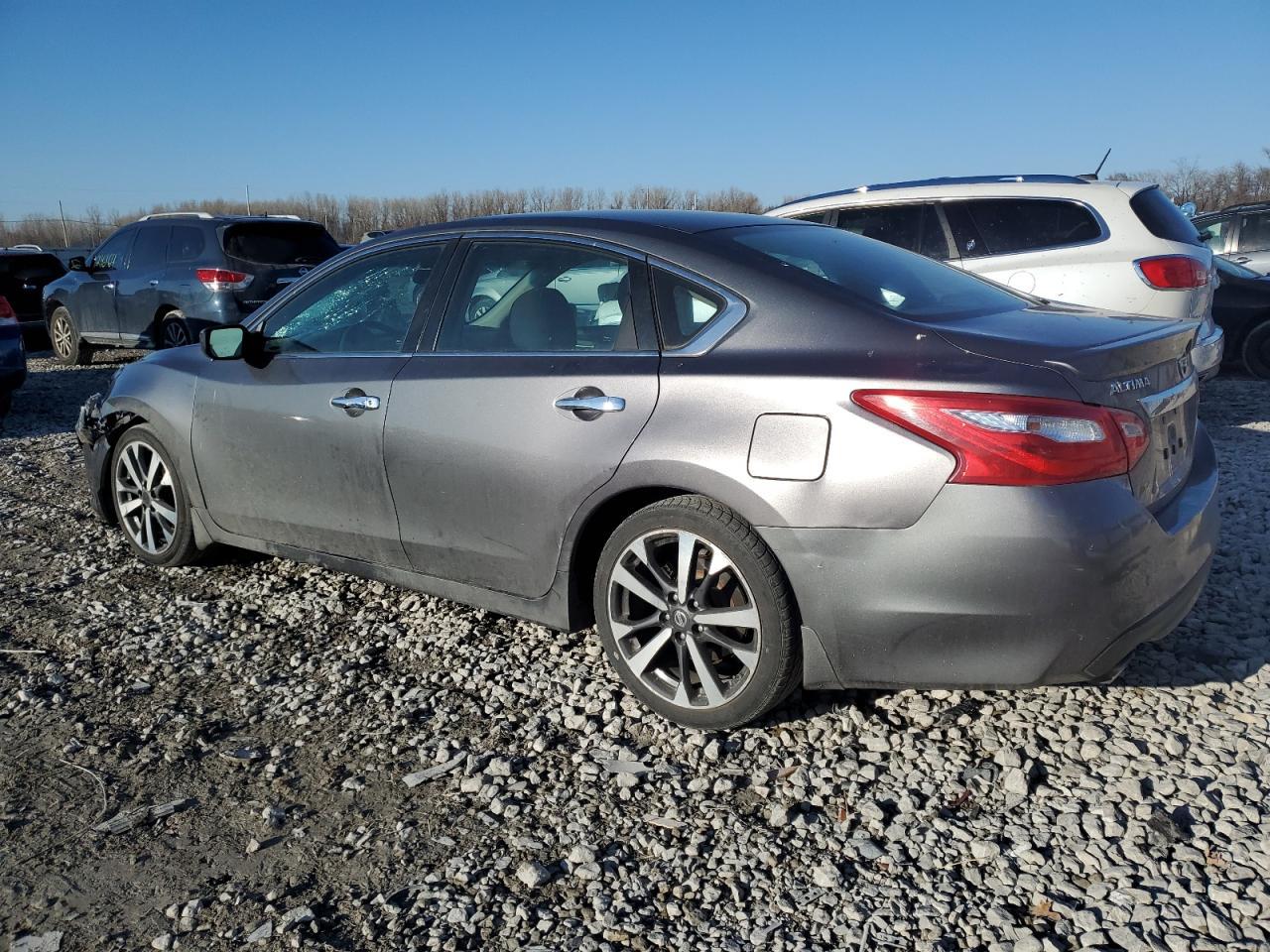 2016 NISSAN ALTIMA 2.5 - Фото 2
