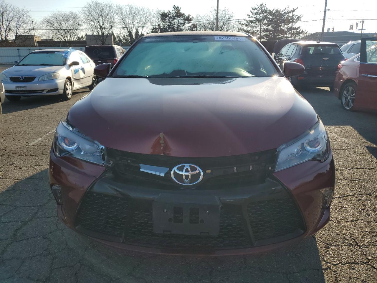2016 TOYOTA CAMRY LE - Image 5