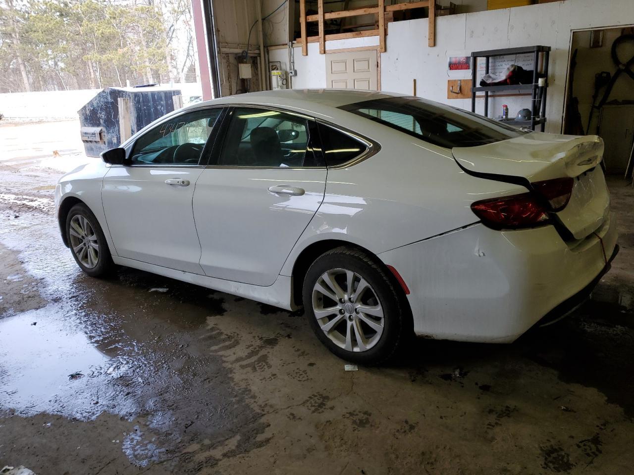 2015 CHRYSLER 200 LIMITE - Image 2