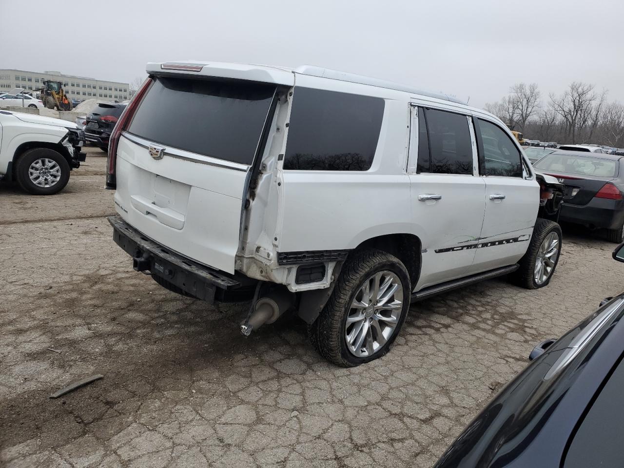 2016 CADILLAC ESCALADE P - Image 3
