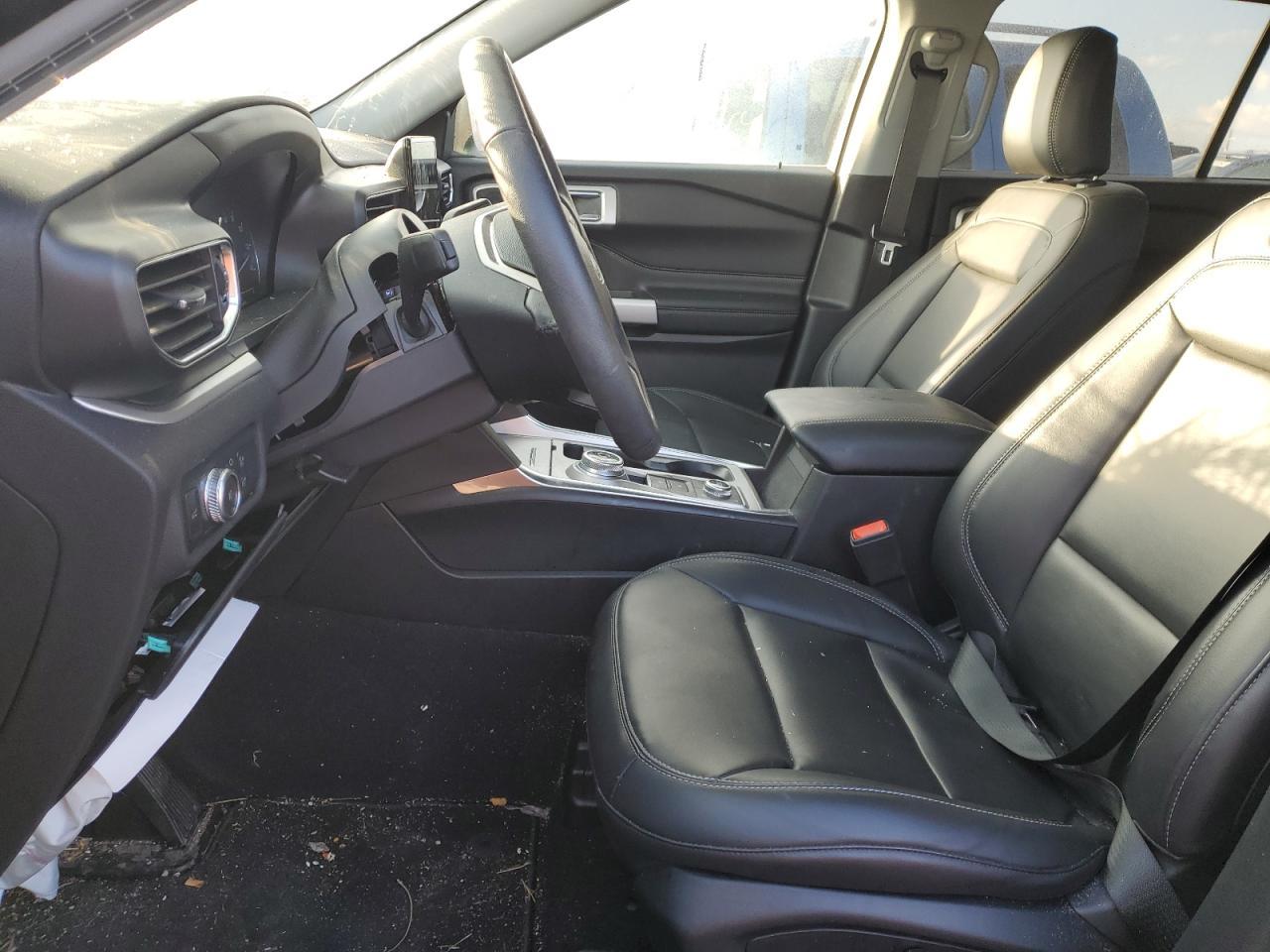2022 FORD EXPLORER X - Фото 7