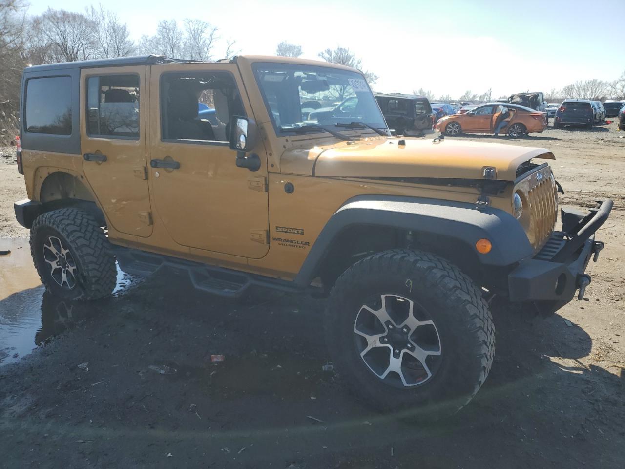 2014 JEEP WRANGLER U - Image 4