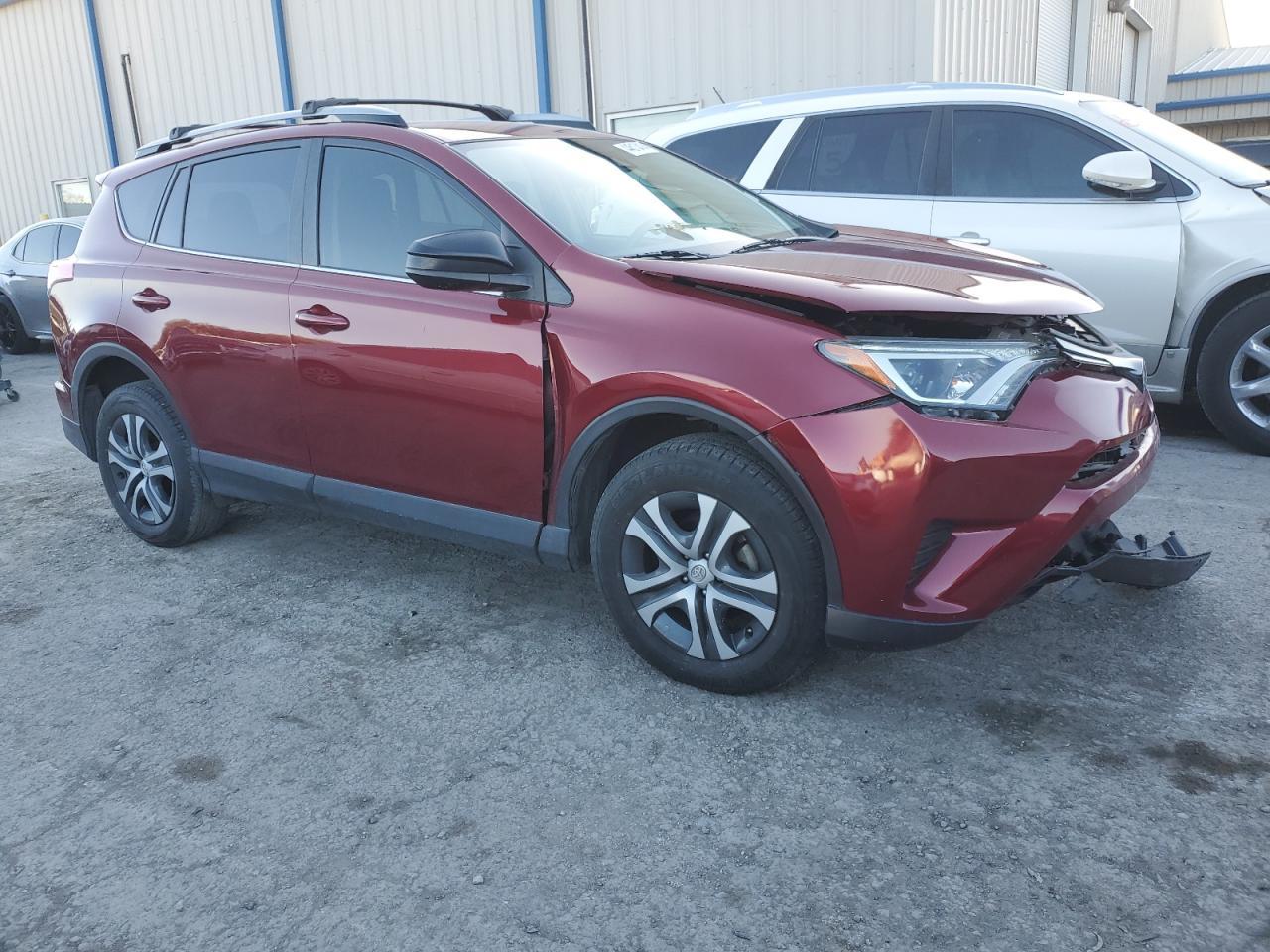 2018 TOYOTA RAV4 LE - Image 4