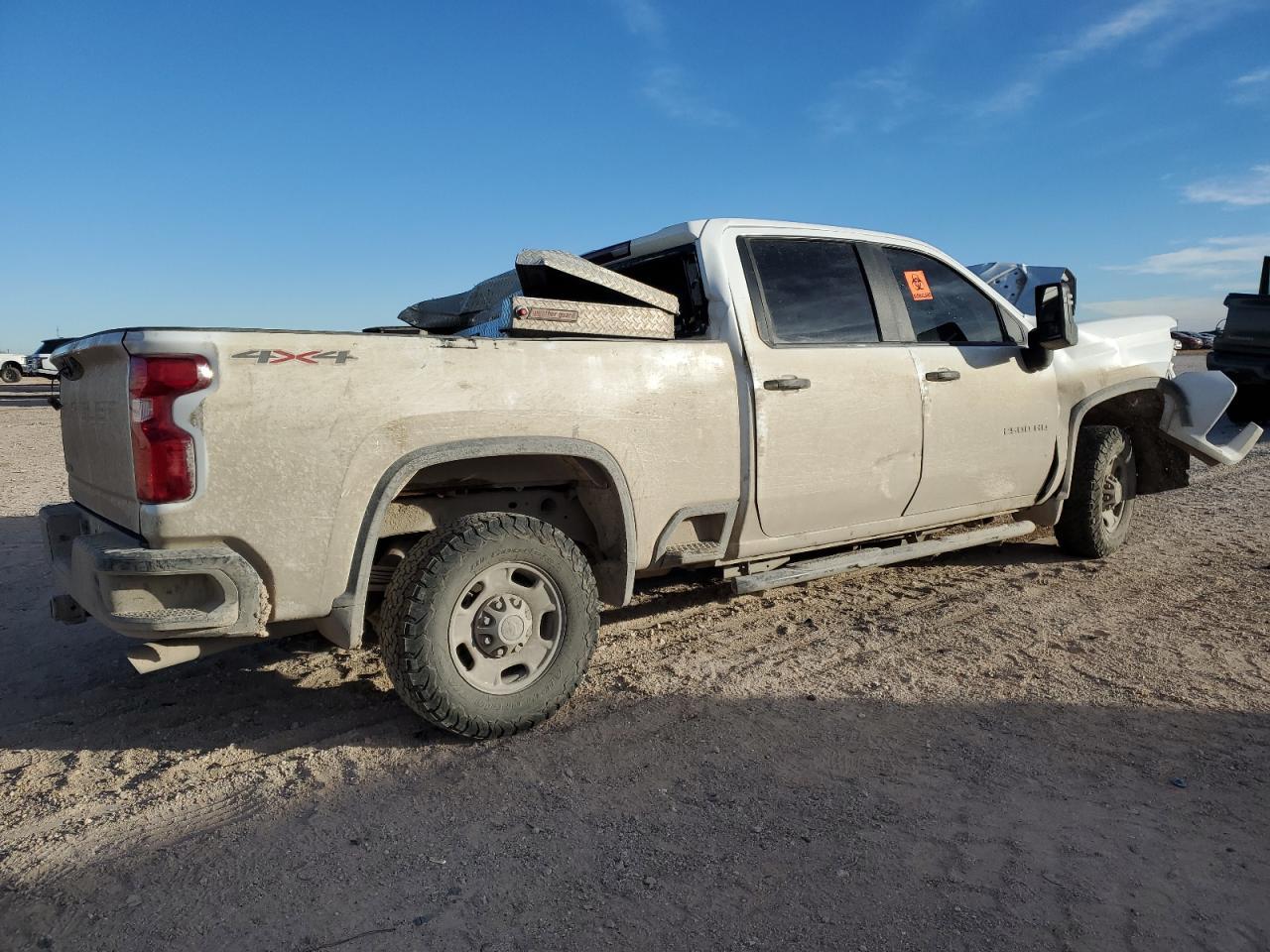 2023 CHEVROLET SILVERADO - Image 3