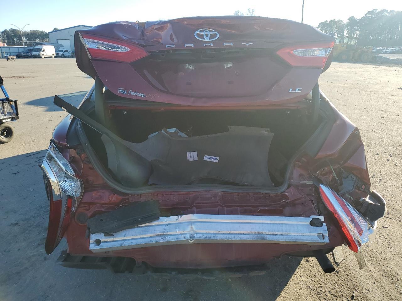 2018 TOYOTA CAMRY L - Фото 6