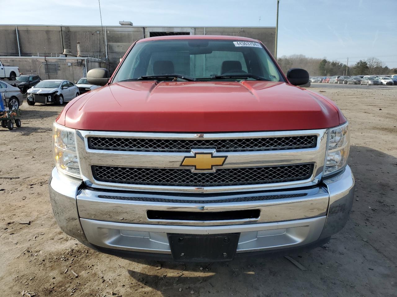 2013 CHEVROLET SILVERADO - Фото 5